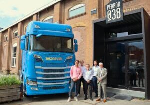 Scania op Perron038